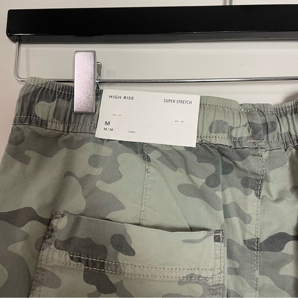 [American Eagle] Camo Print Elastic Waist Cargo Jogger Pants Edgy Casual Trendy - Picture 10 of 11